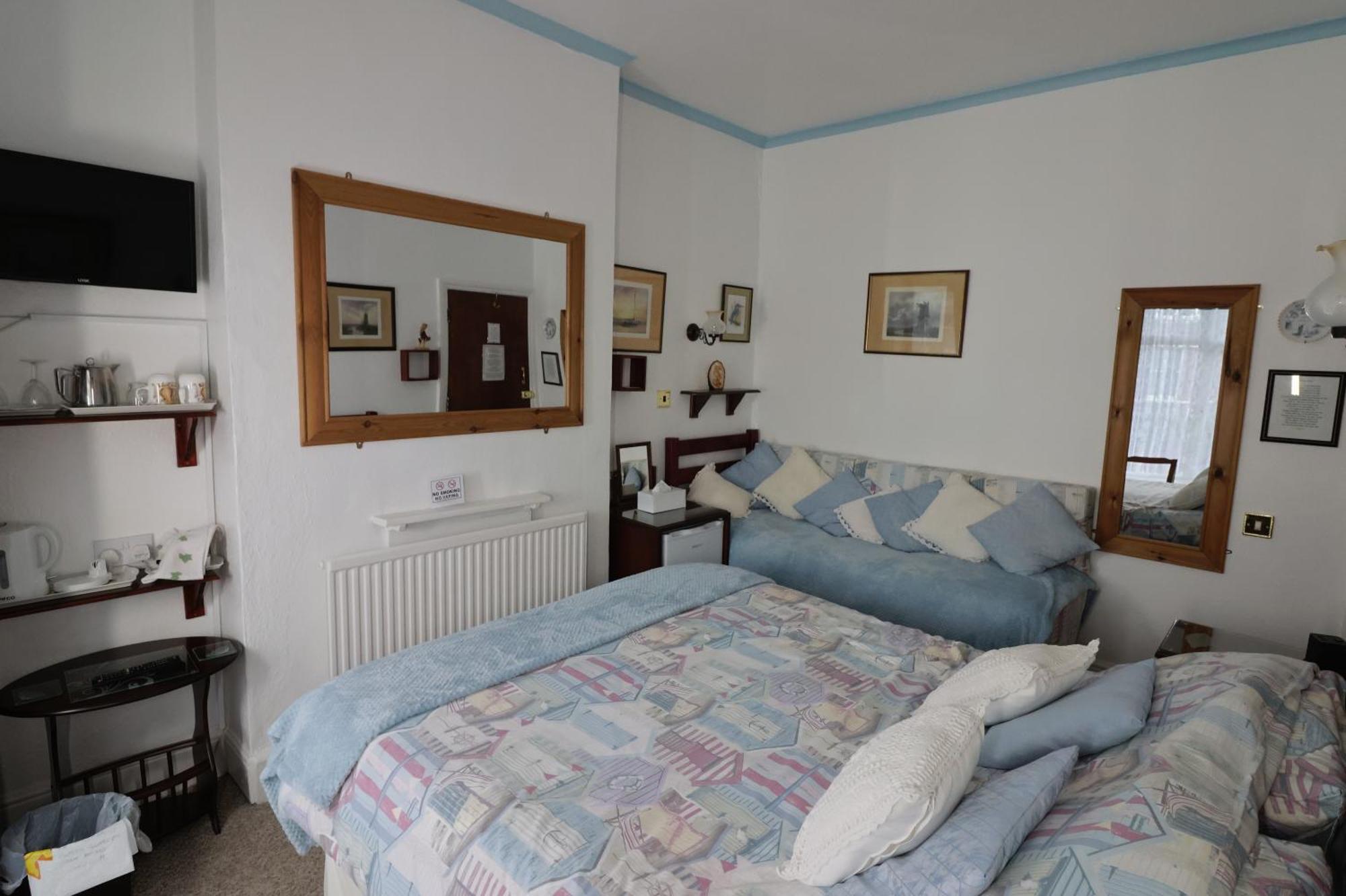 Rosamaly Guesthouse Ханстантон Экстерьер фото